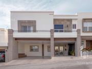 Casa en Fraccionamiento Reserva del Parque