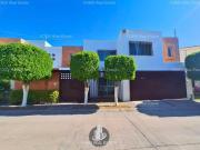 Casa en Fraccionamiento Residencial Cañada del Refugio