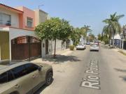 Casa en Fraccionamiento Residencial Fluvial Vallarta