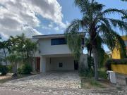 Casa en Fraccionamiento Residencial Lagunas de Miralta