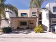 Casa en Fraccionamiento Rinconada Cuauhtémoc, Aguascalientes