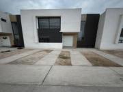 CASA EN FRACCIONAMIENTO SANTA BARBARA