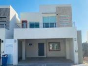 Casa en Fraccionamiento Valle Alto