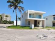 Casa en Fraccionamiento Velamar