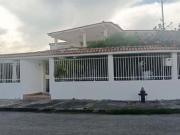 CASA EN FUNDACION MENDOZA MARACAY VE46 029MA EMAR