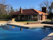 Casa en Funes 3 dormitorios pileta