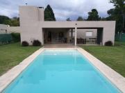 Casa en Funes