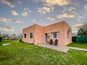 VENTA | PERMUTA Casa dos dormitorios, y jardín Funes...