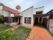 Casa en Gonnet a refaccionar o demoler