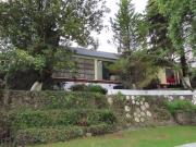 CASA EN GRAN TERRENO EN LOMAS DE VISTAHERMOSA EN CALLE...