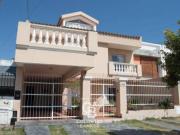 Casa en Grand Bourg a la venta