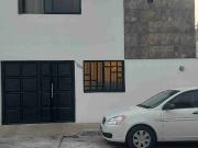 CASA EN GUADALAJARA DOS NIVELES 4 RECÁMARAS