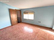 CASA EN GUADIX JUNTO COLEGIO NTRA SRA ESPERANZA