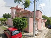Casa en Hacienda Tetela, Cuernavaca: Amplia Propiedad en...