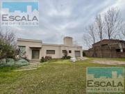 CASA EN HOSTAL DEL SOL DE 3 DORMITORIOS CON JARDIN Y PILETA