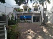 Casa en interior, Centrico, cerca del Boulevard si...
