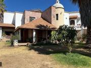 Casa en Itzicuaro: 5 Recámaras, Doble Altura