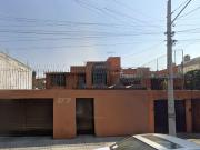 !CASA EN IZTAPALAPA MUY BUENA ZONA, MUY AMPLIA, ACABADOS...