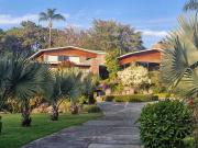 Casa en Jardines de Ahuatepec, Cuernavaca, Morelos