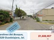 Casa en Jardines del Bosque de Remate, ?Oportunidad de...