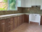 CASA EN JIUTEPEC EN FRACCIONAMIENTO RECIEN REMODELADA