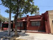 Casa En Jorge Cáceres Con José Miguel Carrera, La Cisterna