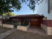 Casa en José Luro 586