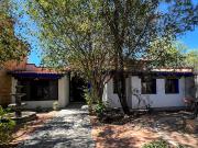 Casa en una planta con amplio jard?n, historia y gran...