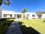 Casa en Jurica en una sola planta