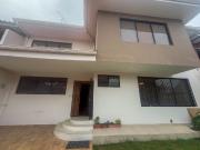Casa en el sector Tejar 4 habitaciones