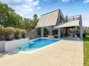 Casa en La Planicie 700 m2 3 dorm 4.5 baños piscina... Casa en La Planicie 700 m2 3 dorm 4.5 baños piscina...