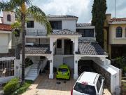 Casa en la Segunda Seccion de Bugambilias, Zapopan, Jalisco