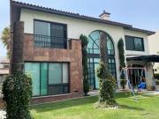 Casa en La Vista Frente al campo y al lago