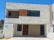 Casa en La Vista Residencial