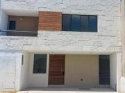 Casa en La Vista Residencial