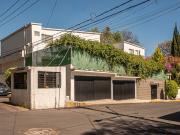 CASA EN LAS AGUILAS IDEAL PARA FAMILIAS MIXTAS, NEGOCIO...