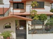 CASA EN LAS ARBOLEDAS TLALNEPANTLA, CON 4 RECAMARAS Y PATIO