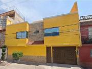 CASA EN LAS MARAVILLAS A 10 MIN DE CIUDAD JARDIN...