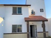 Casa en las primeras cerradas de zona vi?edos