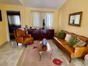 Casa en Lomas 4a 4 recs 2 baños compl. recamara en...