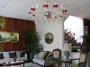 Casa en Lomas Altas