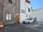 Casa en Lomas Axomiatla