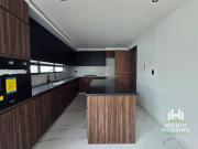 CASA EN LOMAS DE ANGELOPOLIS 2 4 RECAMARAS 1 EN PLANTA...