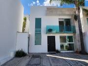 CASA EN LOMAS DE ANGELOPOLIS