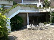 Casa en Lomas de Urdesa en Venta