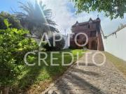 Casa en Lomas de Zamora este sobre lote de 338 2 totales...