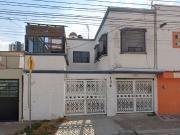 CASA EN LOMAS DEL MARQUES QUERETARO SUPER ATRACTIVA Y...