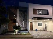 CASA EN LOMAS PUNTA DEL ESTE PUNTA PEÑASCO