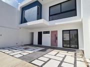 Casa en Lomas Residencial