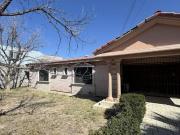 Casa en Lombardo Toledano y calle quinta